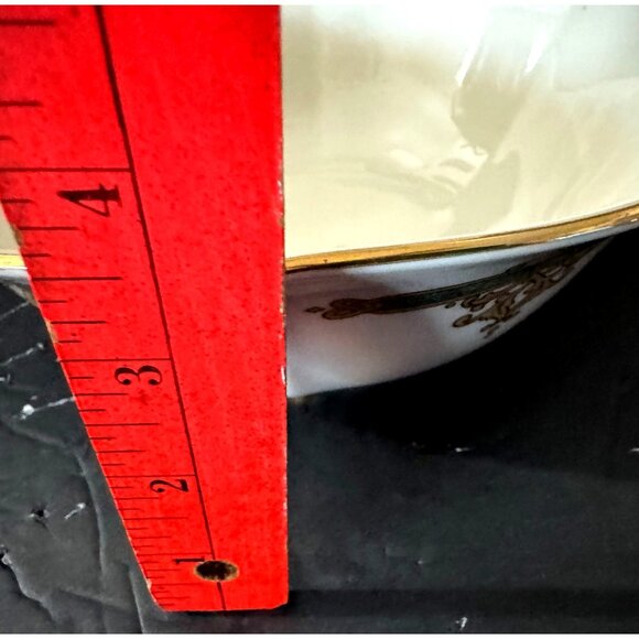 Lenox Vintage Ivory & Gold Scalloped Serving Bowl With Ornate Green & Gold Trim - Picture 7 of 9